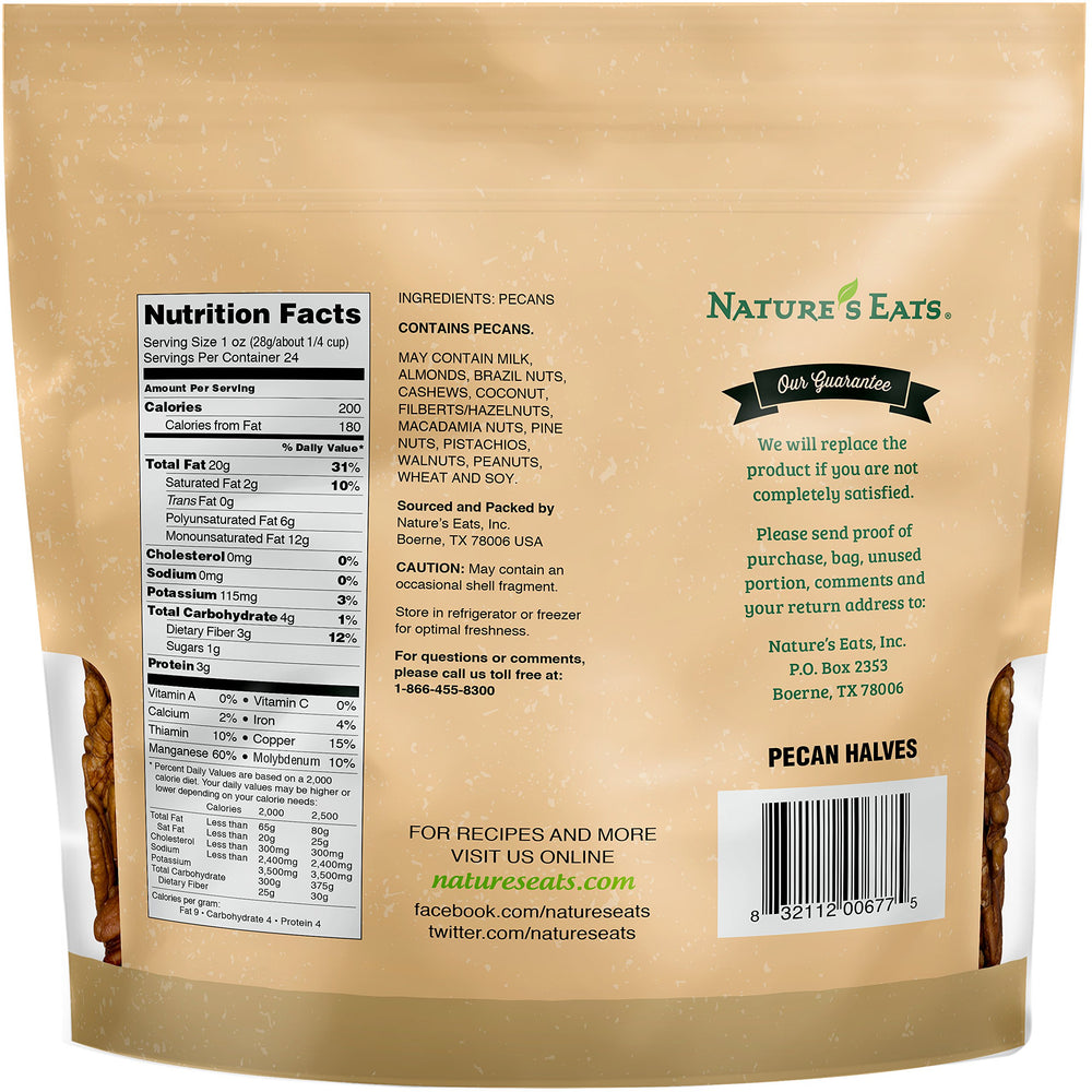 Nature's Eats primer plano textura de pacanas mitades, crujiente y natural
