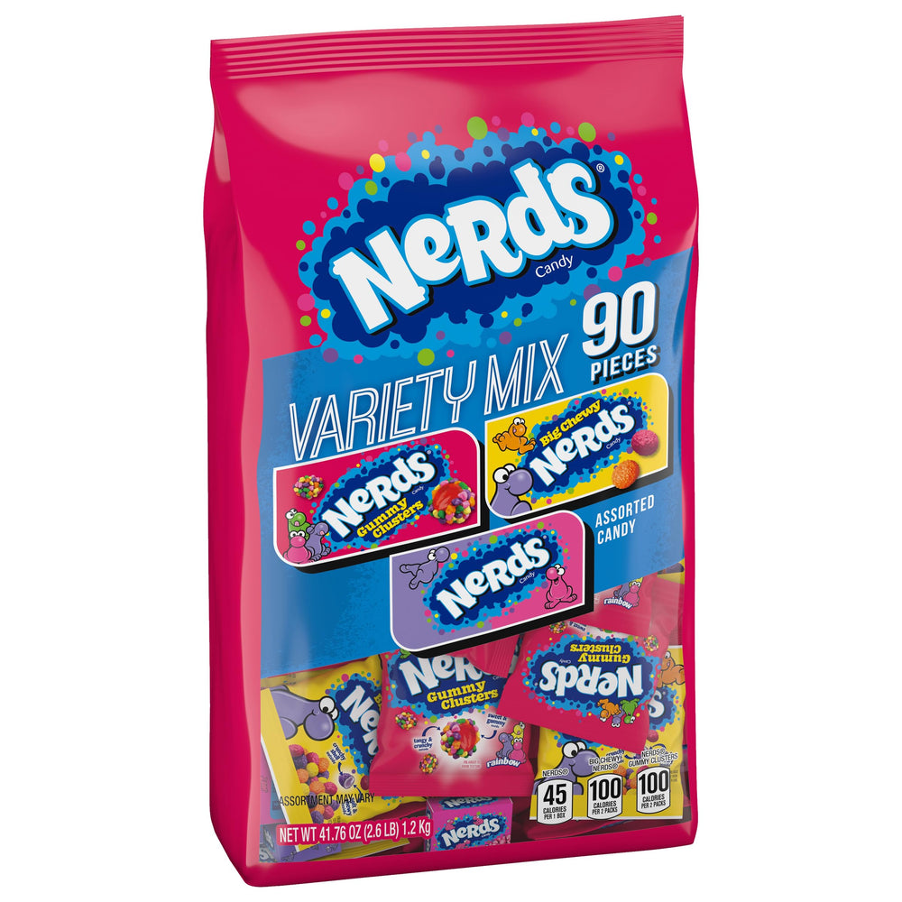 NERDS Gummy Clusters primer plano mostrando el centro gomoso, explora contraste