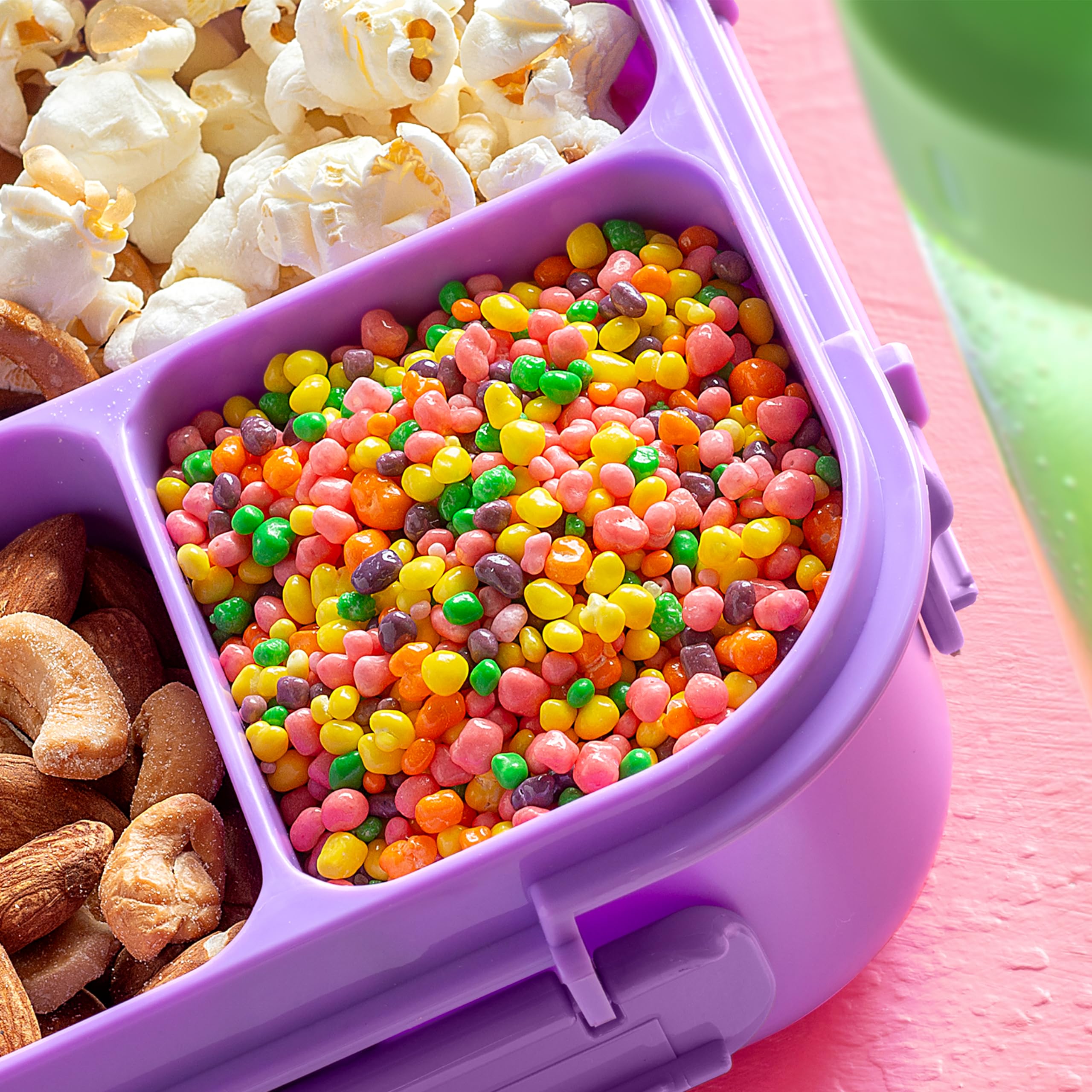 NERDS sobre mesa de fiesta añadiendo color y opciones para invitados