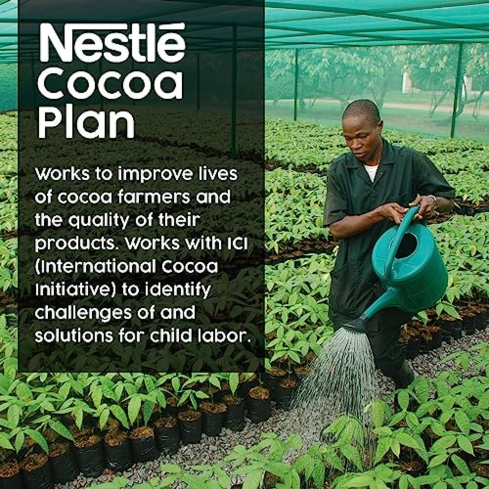 Nestle Hot Cocoa caja abierta con sobres, almacenamiento compacto y ordenado