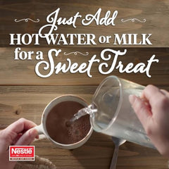 Nestle Hot Cocoa taza servida, bebida caliente y reconfortante lista en minutos