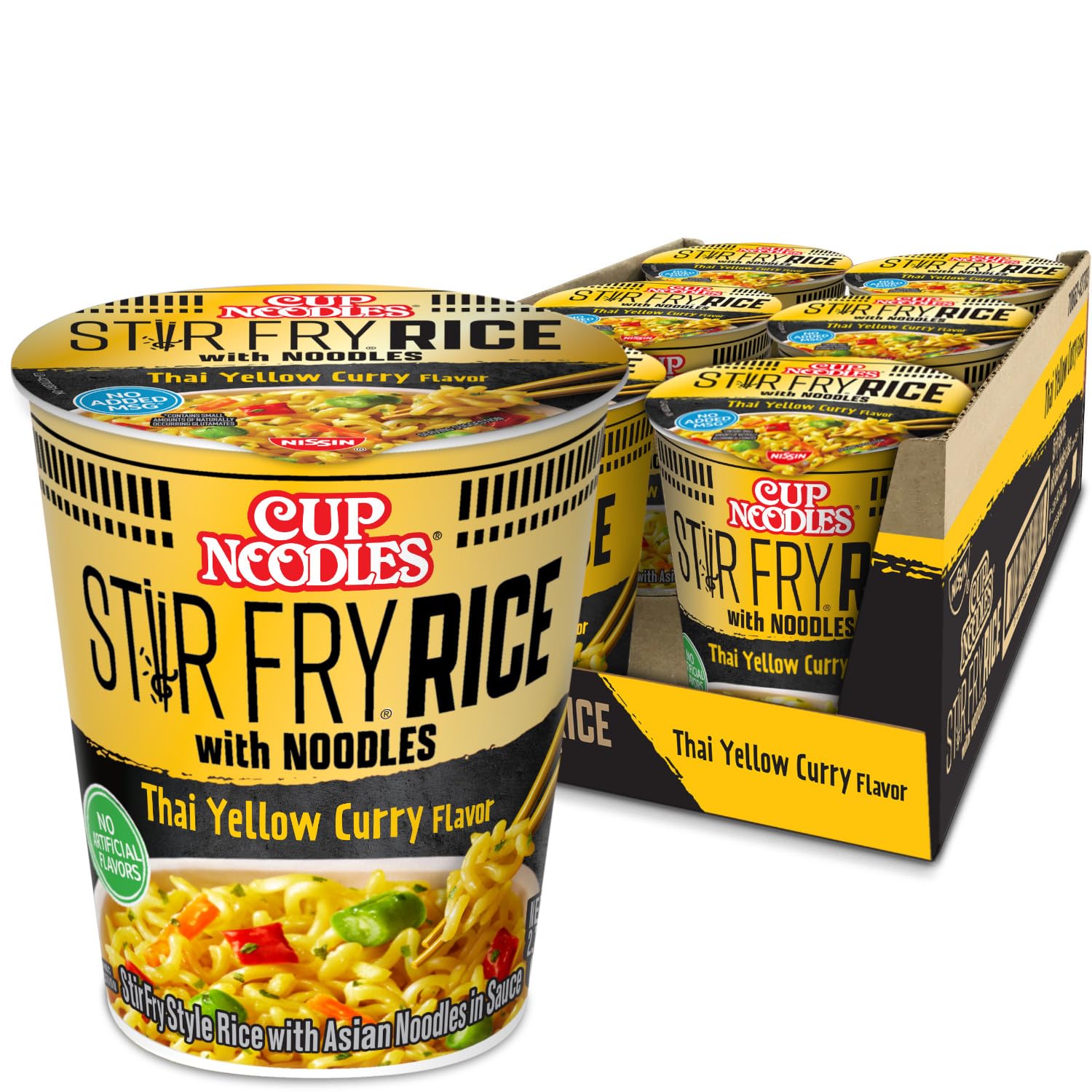Nissin taza frente mostrando etiqueta y sabor curry amarillo, conveniencia inmediata
