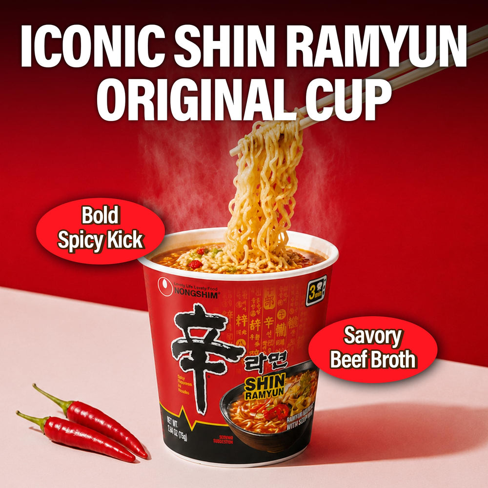 Nongshim taza lista para comer en mesa como cena rápida conveniente