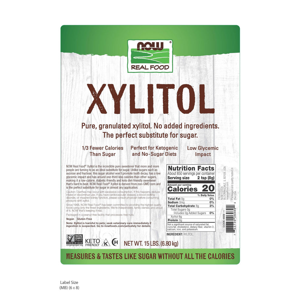 NOW xylitol textura granulada en primer plano, prueba de pureza y versatilidad
