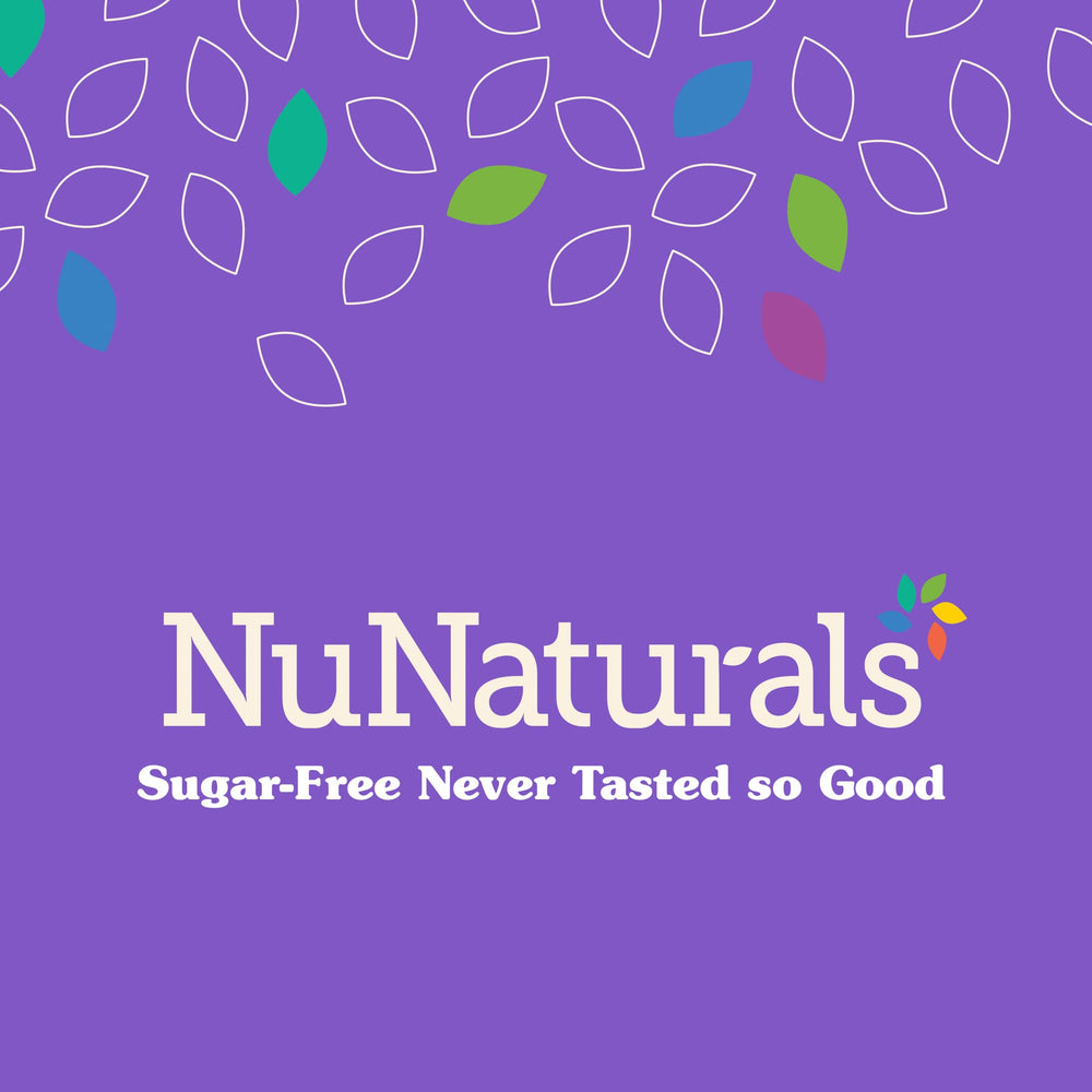 NuNaturals en cocina con ingredientes para postre ilustrando uso diario