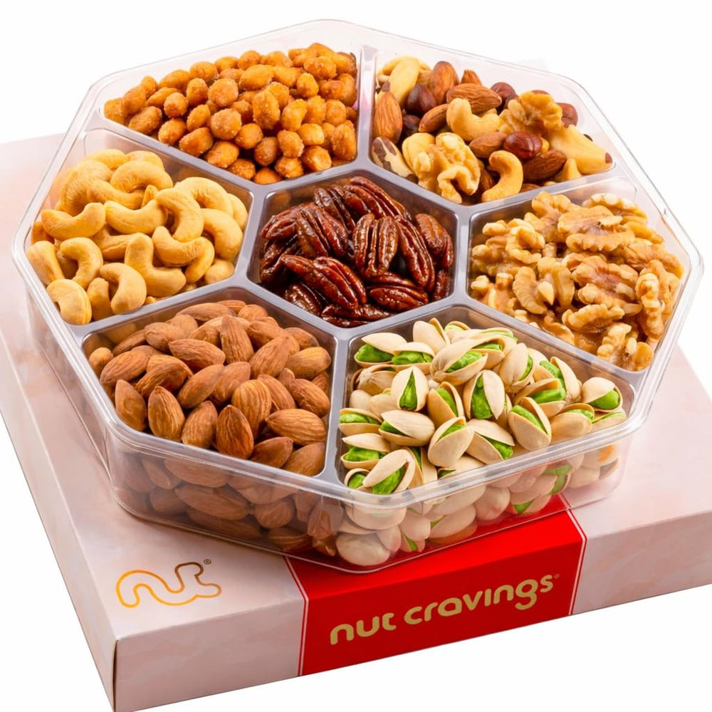 Nut Cravings caja roja y oro frontal mostrando regalo elegante
