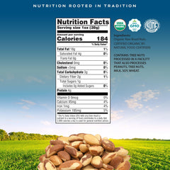 Nut Cravings CROP by POP nuez de Brasil entera en mano mostrando tamaño real