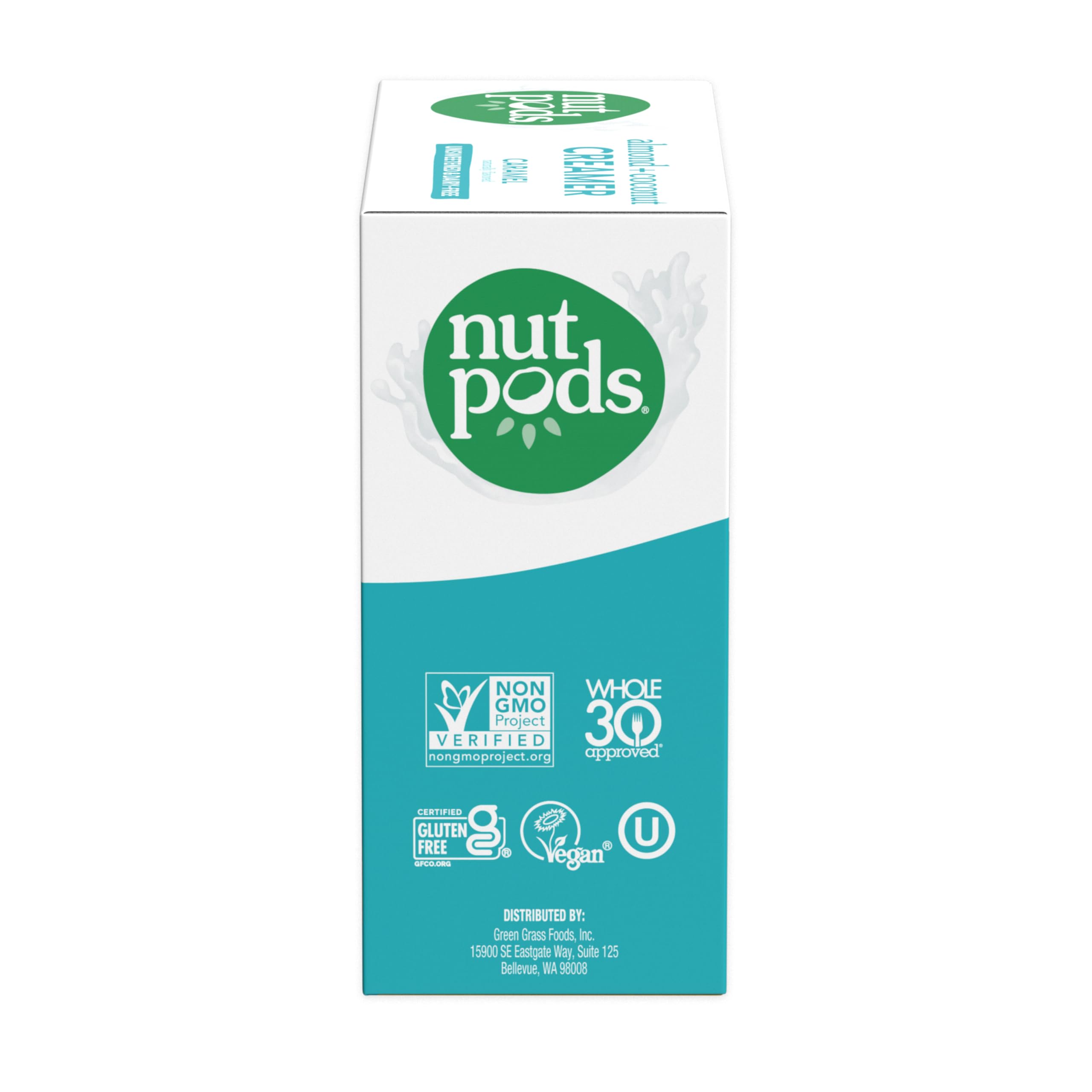 nutpods envase en manos para comparar tamaño y llevar a cualquier lado