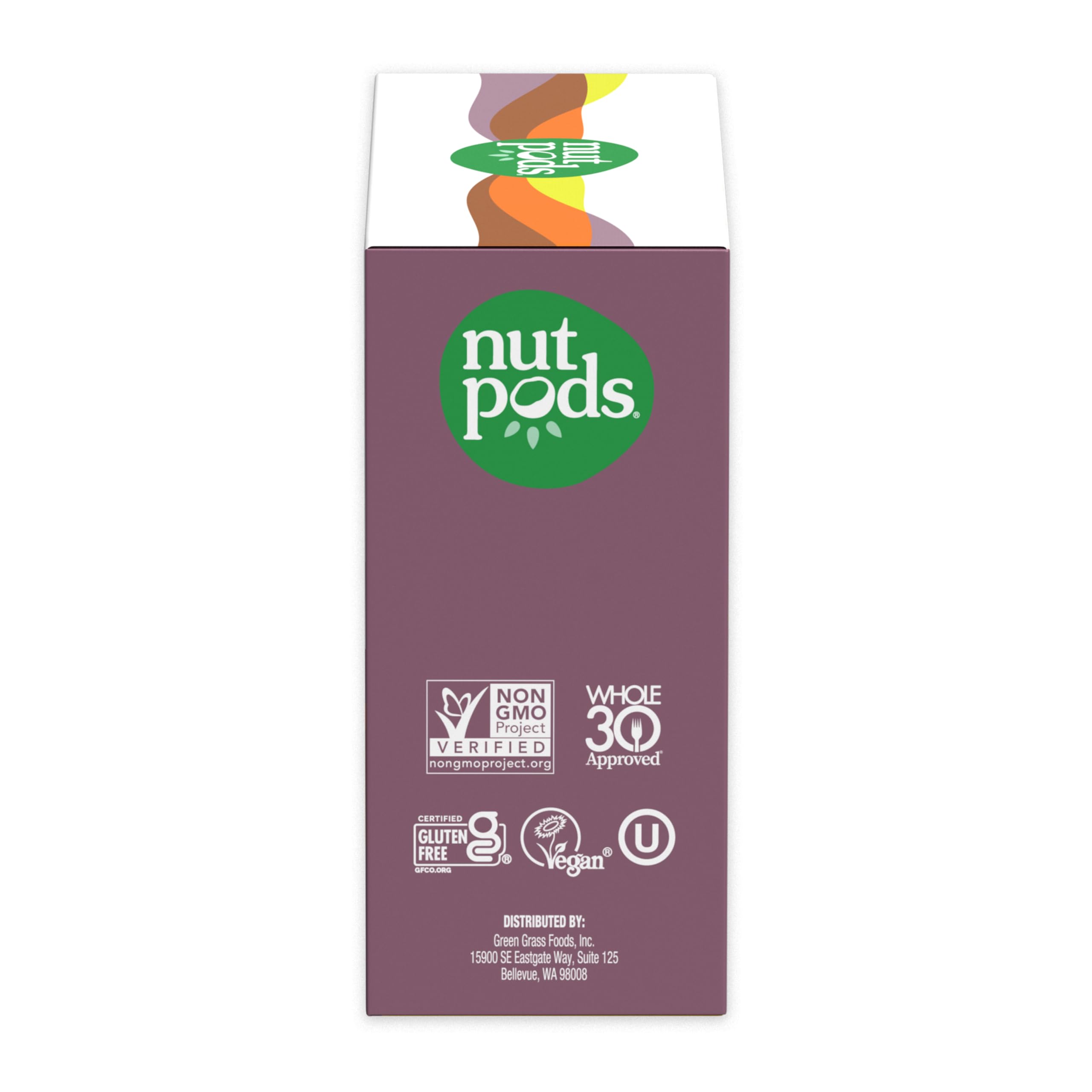 nutpods en uso al verter sobre café caliente para mejorar su cuerpo
