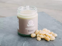 Nutural World tarro abierto con crema de macadamia lista para consumir