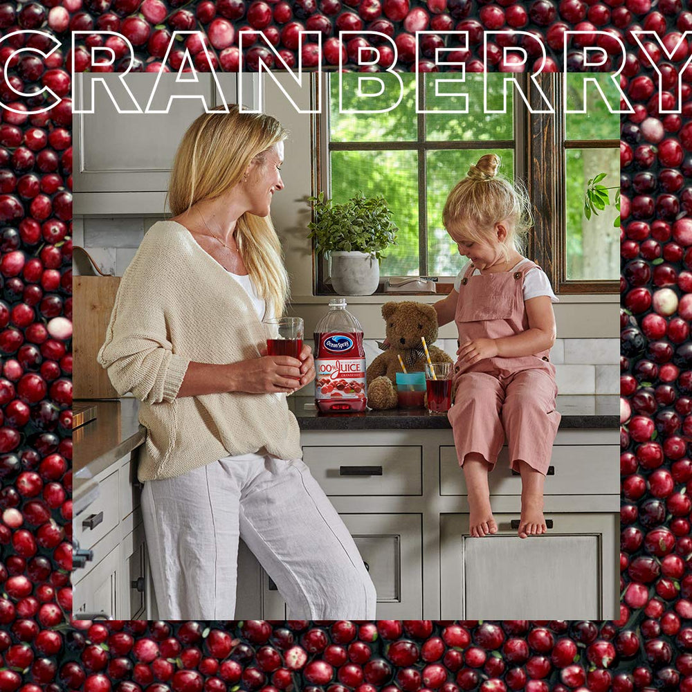 Ocean Spray botella en mesa de desayuno acompañando alimentos