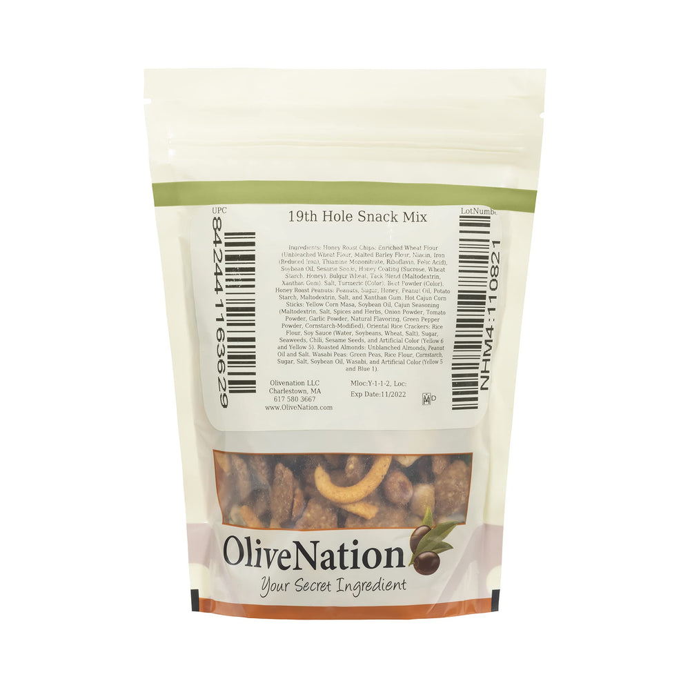 OliveNation mezcla en tazón con primer plano de textura y variedad crujiente