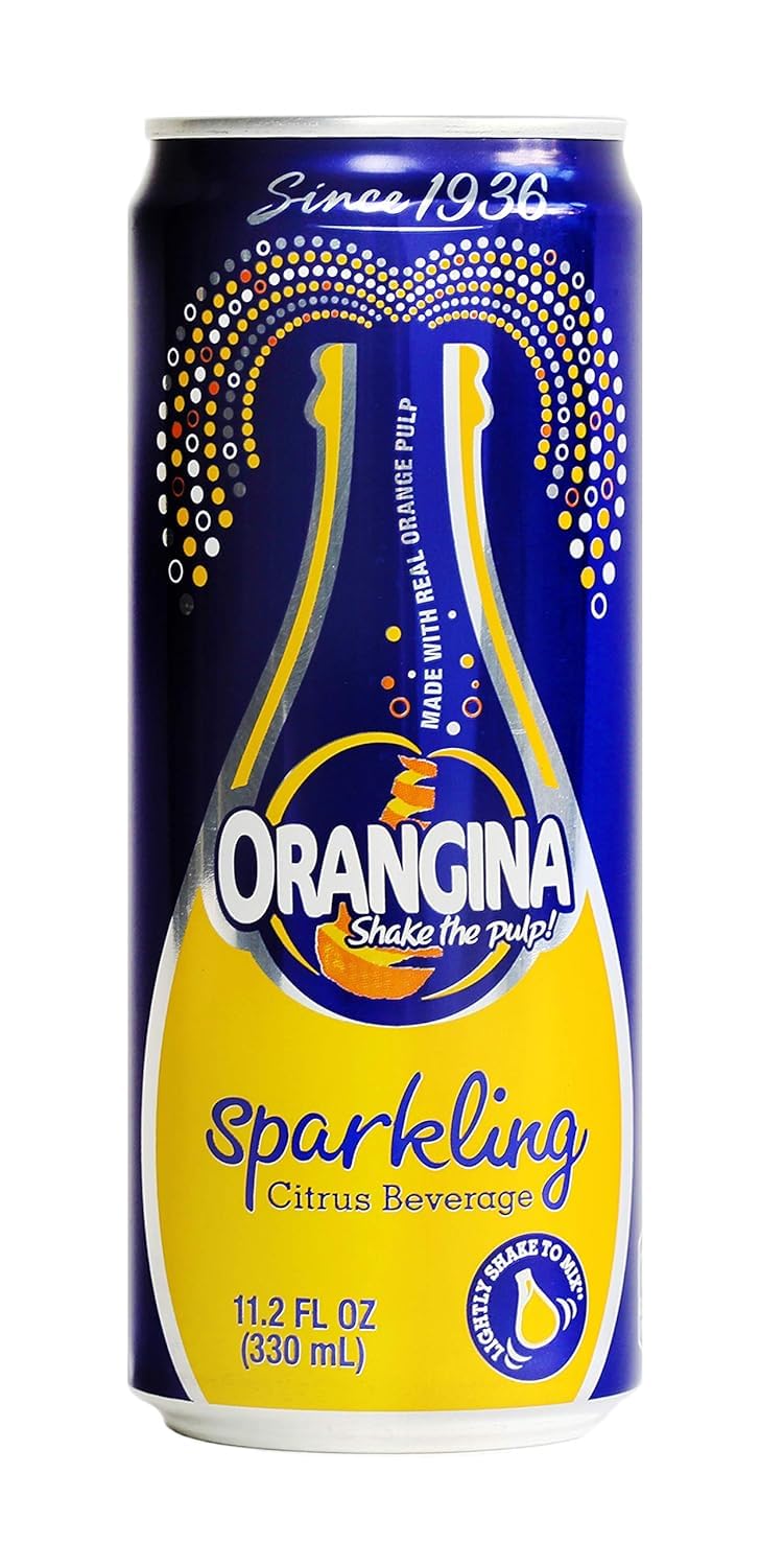 Detalle de la pulpa en la bebida Orangina mostrando textura real