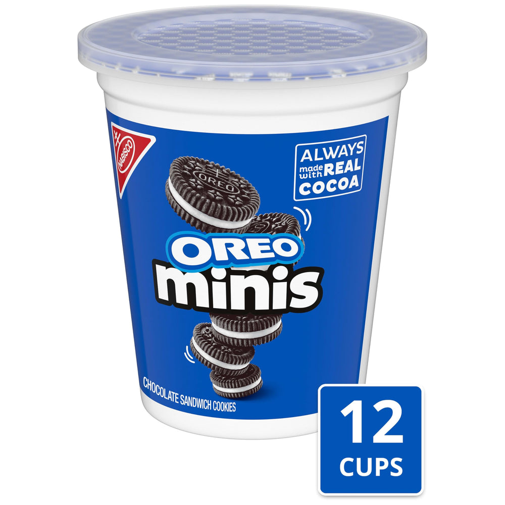 OREO minis primer plano del relleno cremoso, delicioso contraste