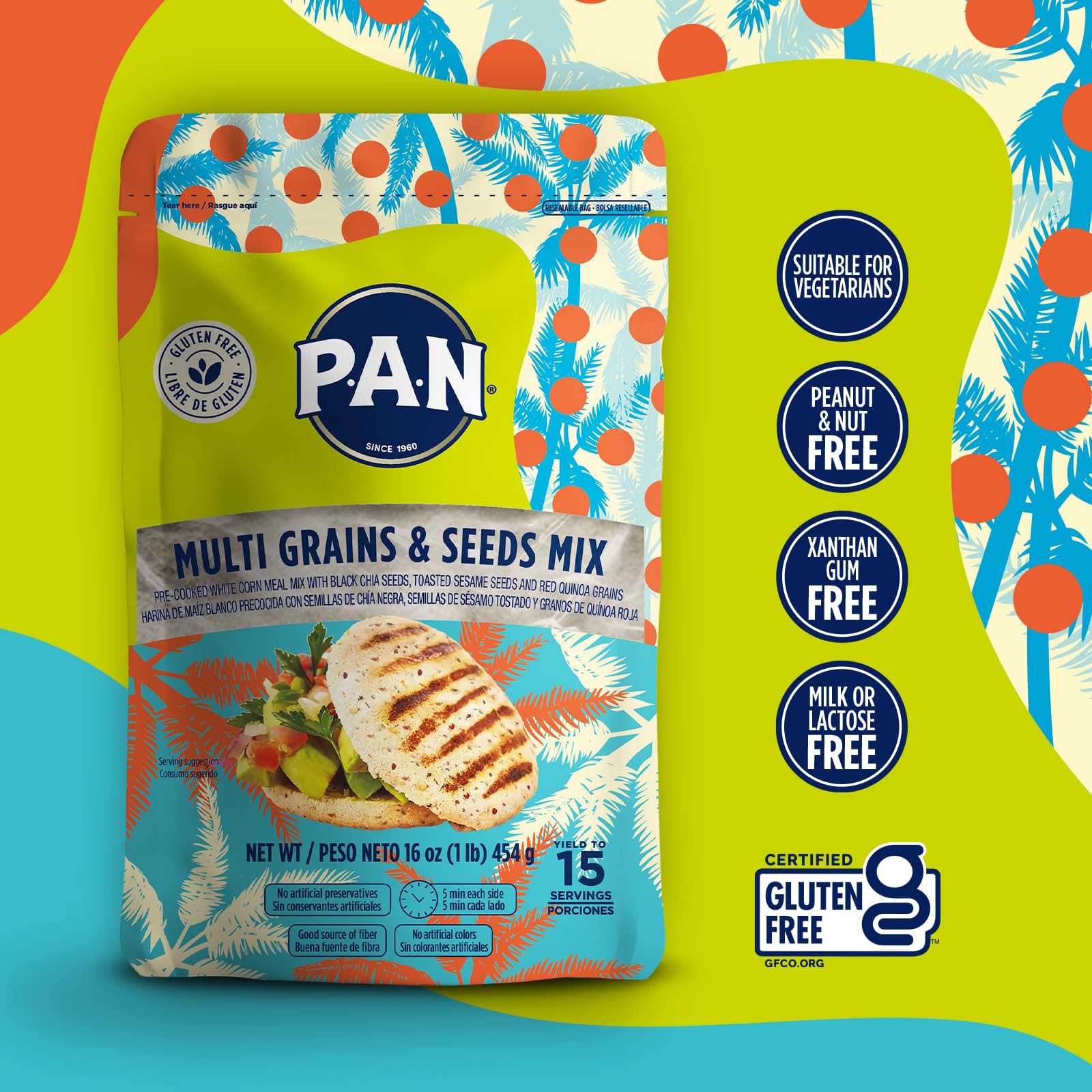 P.A.N. arepa rellena en mano lista para comer, presenta resultado crujiente