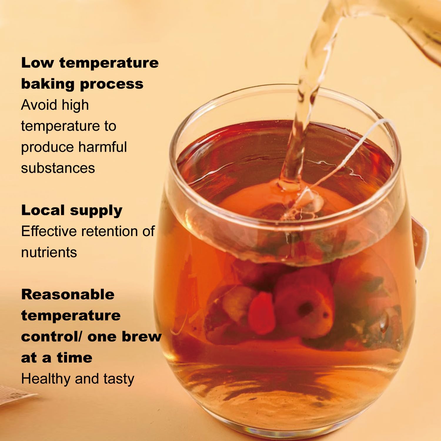 Patiosio taza con infusión profunda y aroma visible para disfrutar