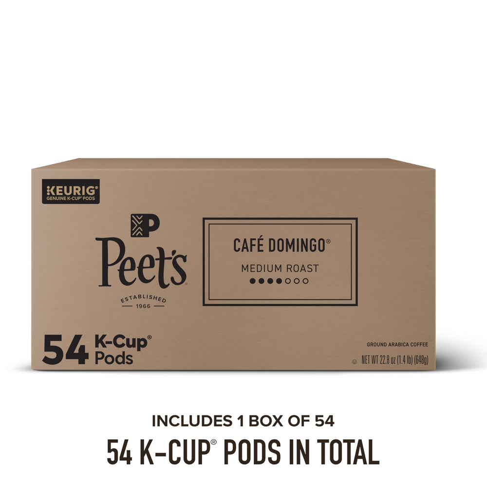 Peet's cápsula insertada en máquina Keurig, preparación rápida y consistente