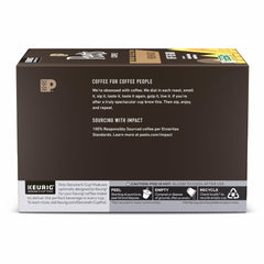 Peet's taza de café preparado con vapor, muestra cremosidad y aroma