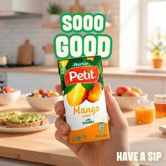 Petit botella abierta usada en batido tropical para sabor intenso