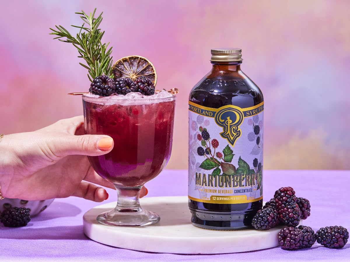 Portland Syrups botella junto a una regla para escala de 12 oz, fácil porcionar