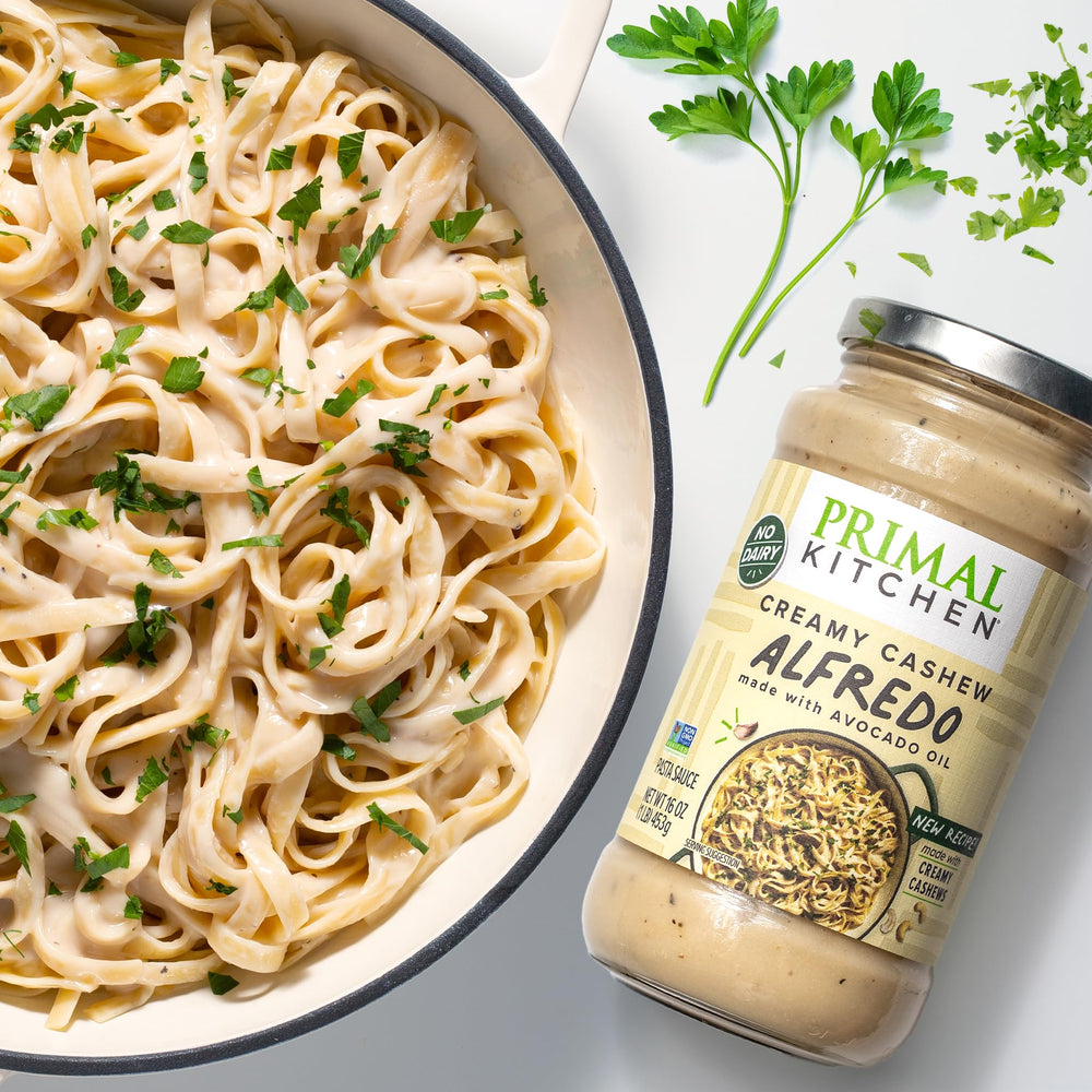 Primal Kitchen pack de dos comparado con un plato para escala