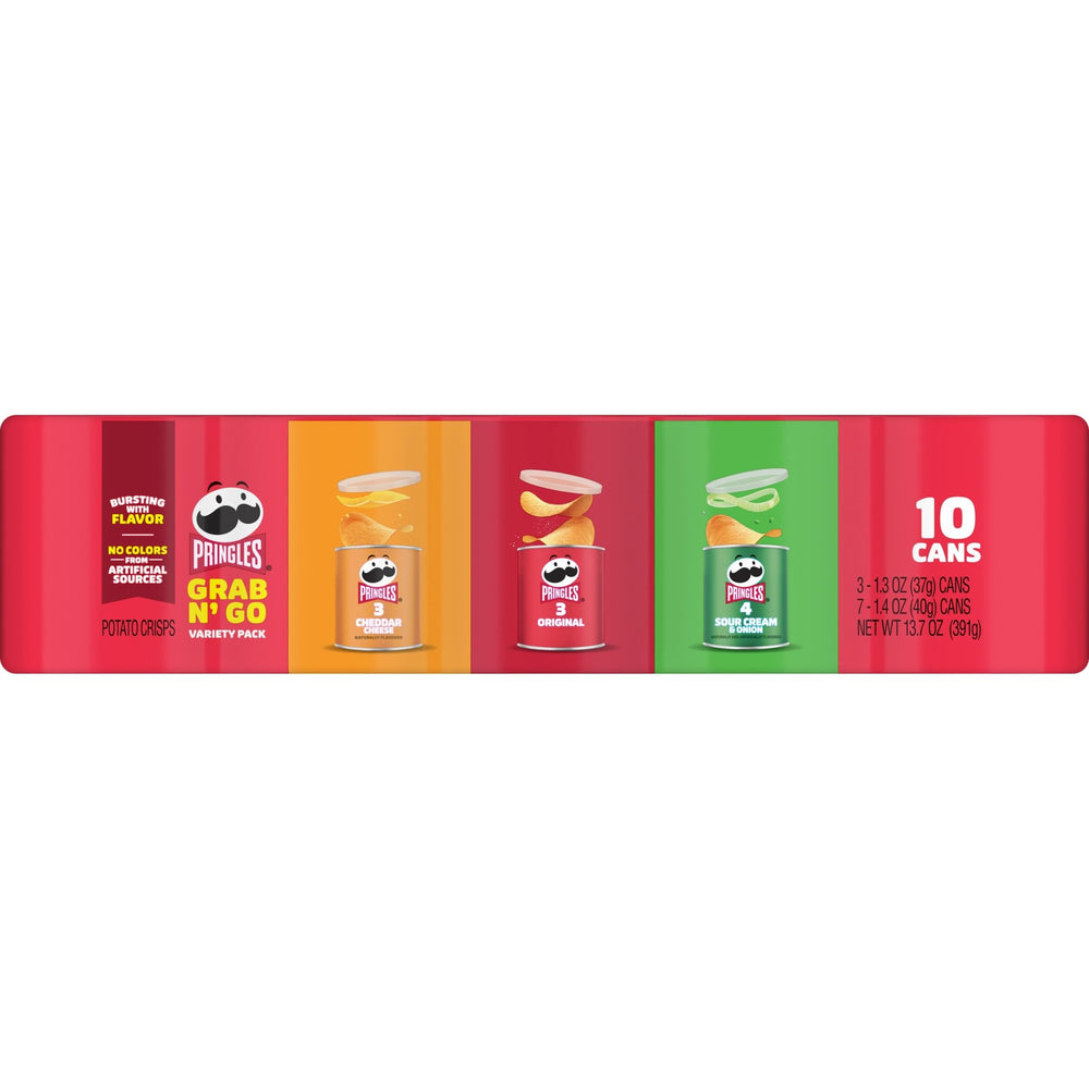 Pringles en reunión familiar sobre mesa facilitando compartir snacks