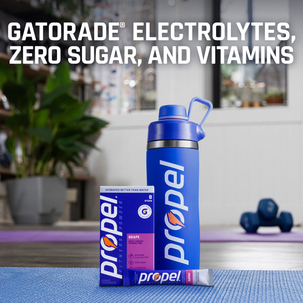 Propel en botella durante entrenamiento, hidratación sin azúcar