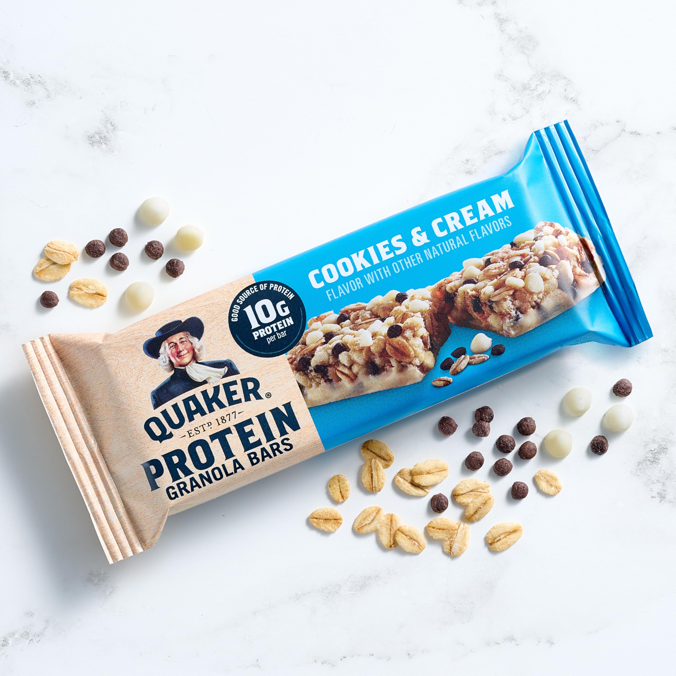Quaker barra abierta Cookies & Cream con capa cremosa atractiva