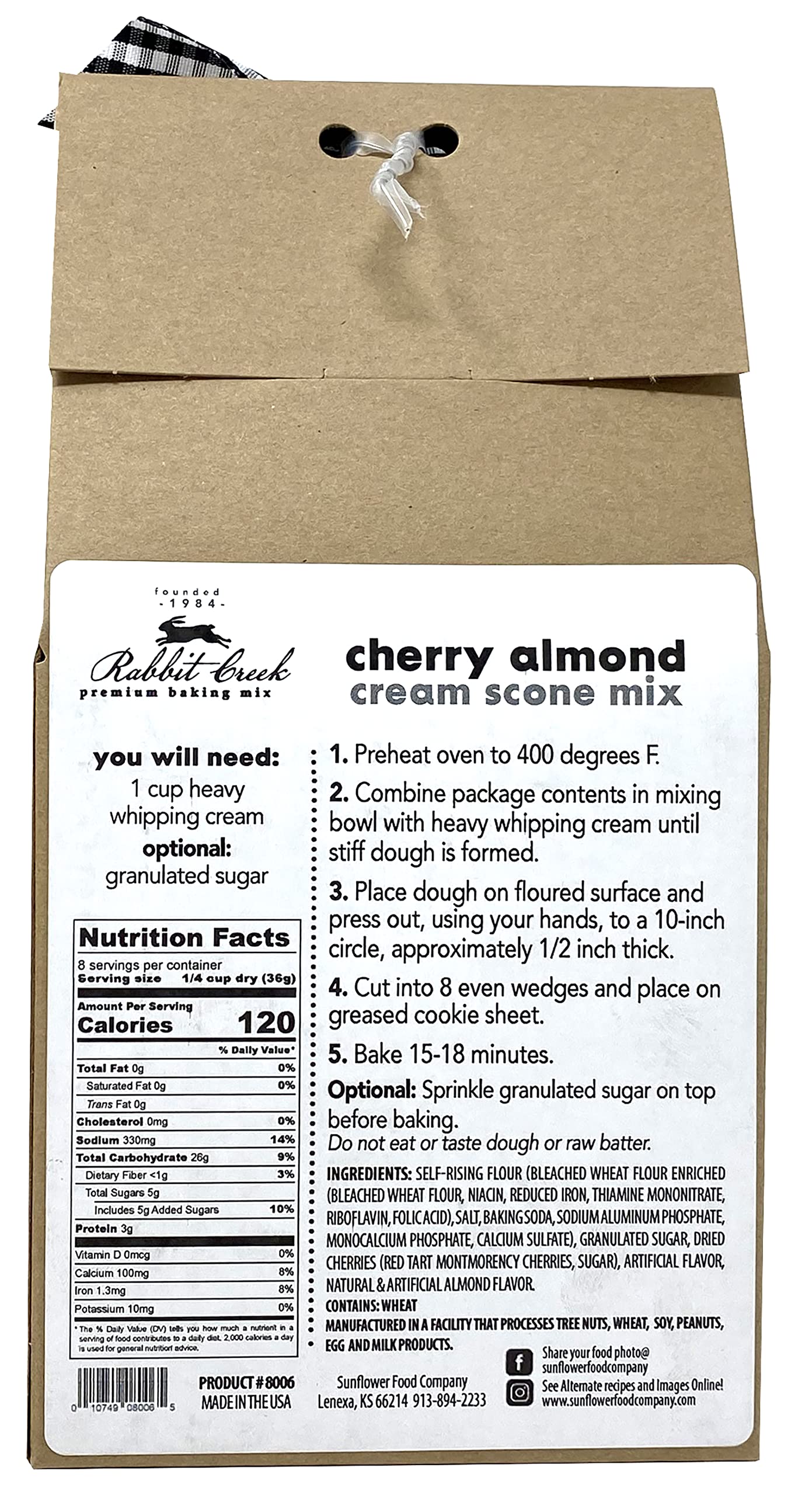 Rabbit Creek scone horneado con corte visible, demuestra centro tierno y dorado