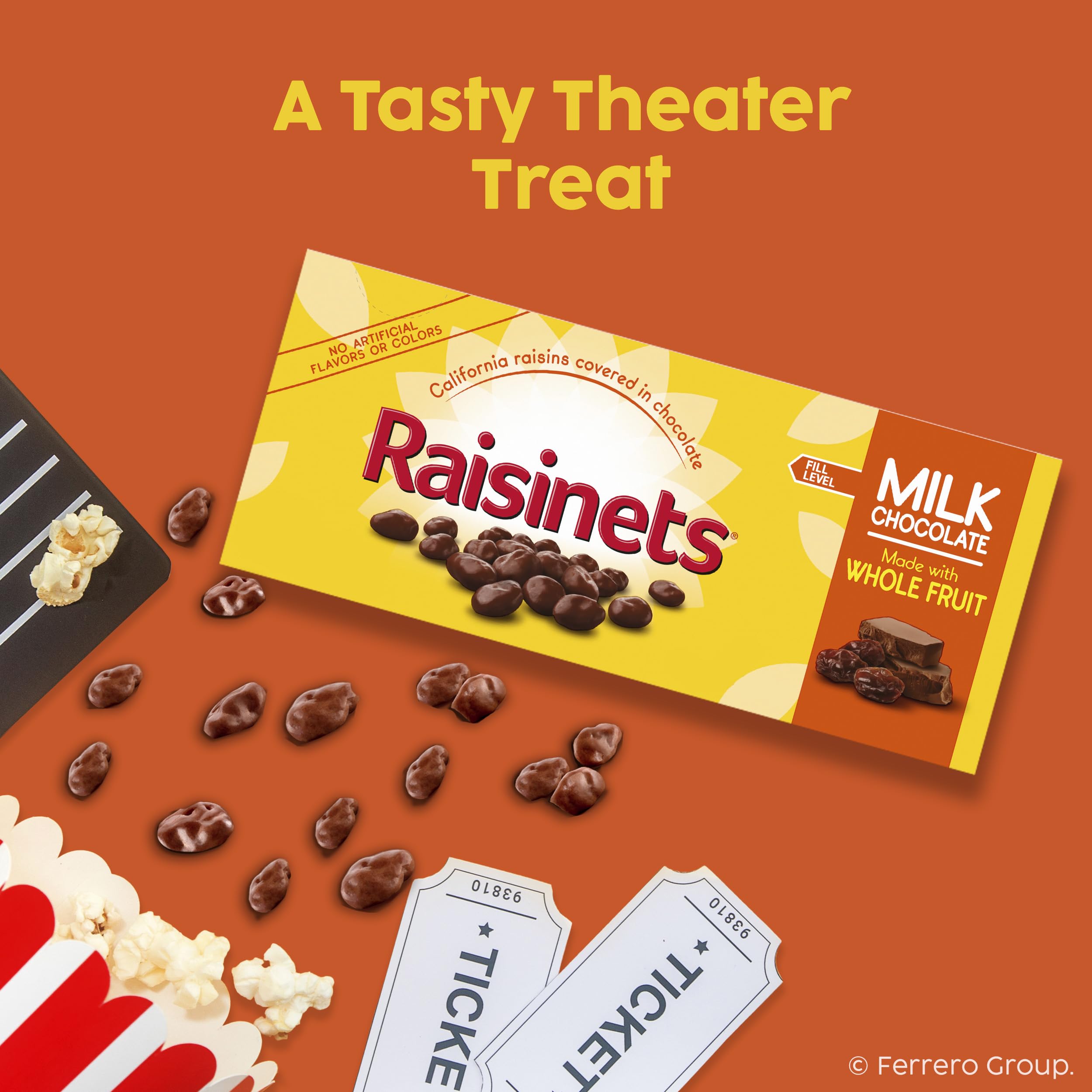 Raisinets en ambiente de noche de cine en casa para compartir