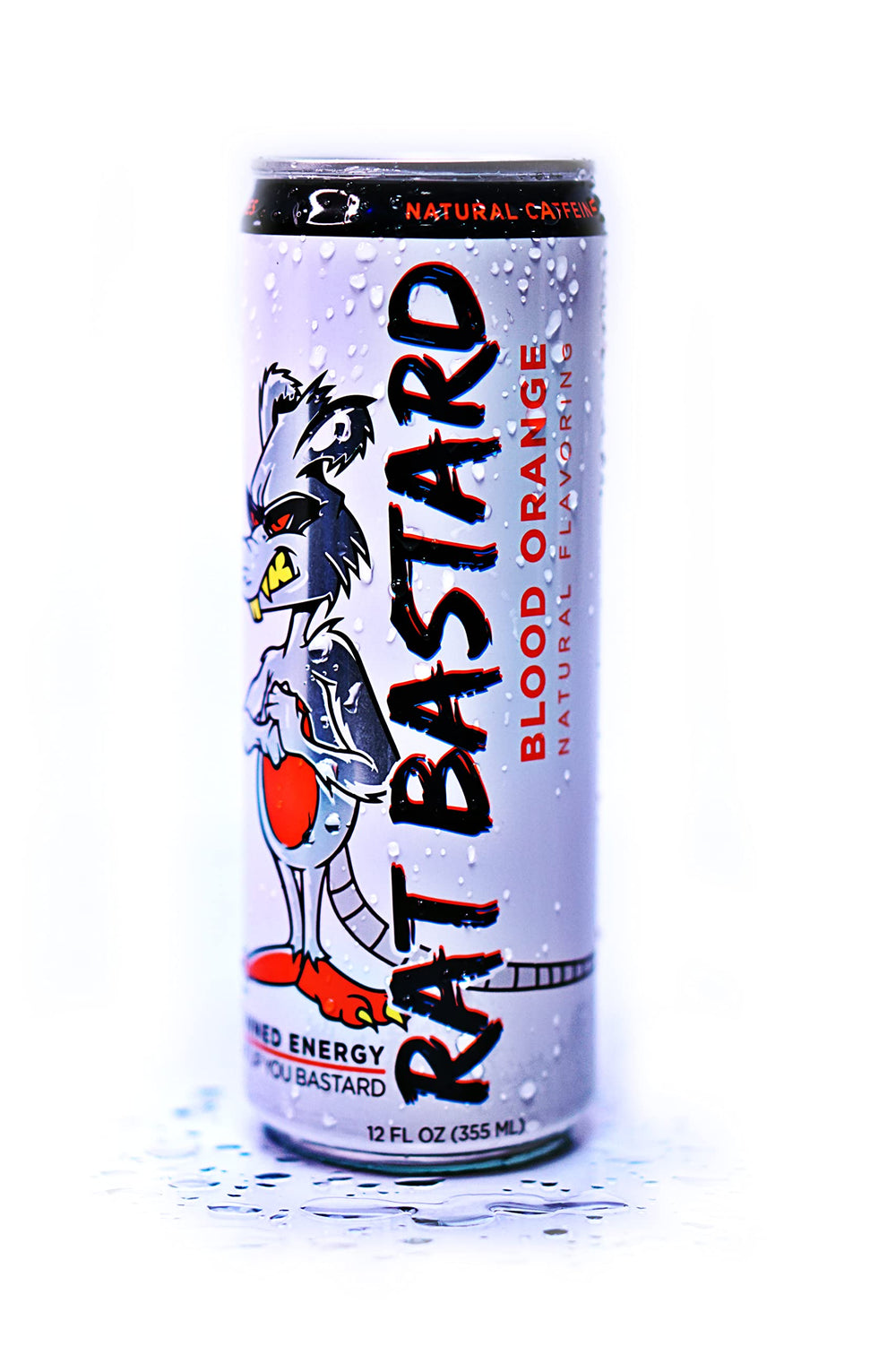 RAT BASTARD lata en ángulo destacando apariencia atractiva y enfoque