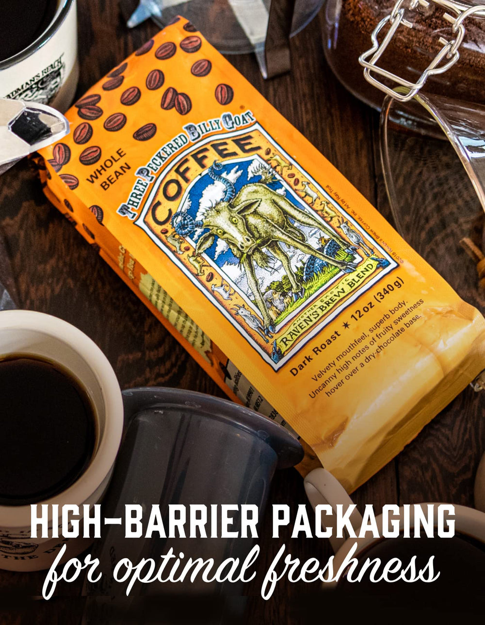 Raven's Brew Coffee comparación de tamaño 12 oz junto a otros objetos para escala clara