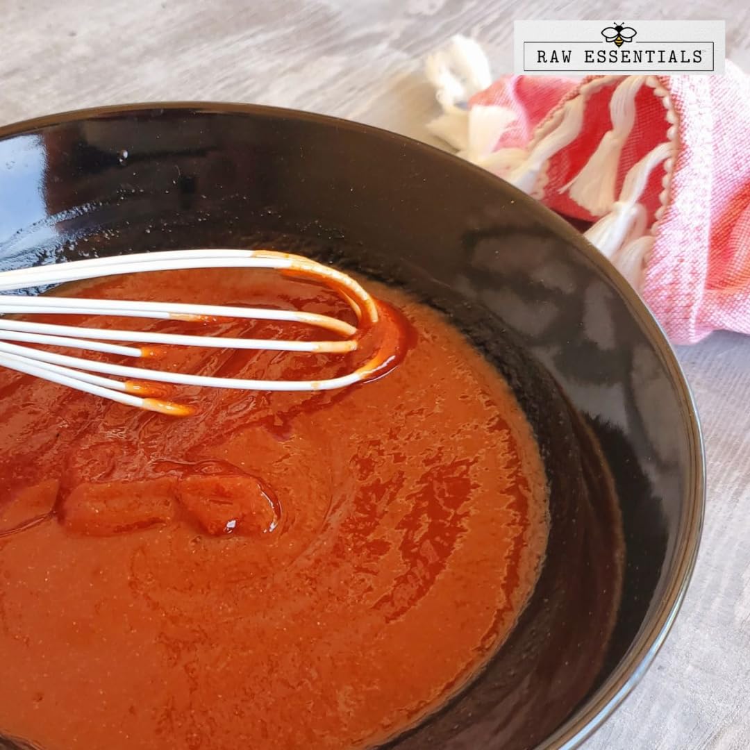 Raw Essentials polvo mezclado en salsa BBQ, aporta aroma intenso