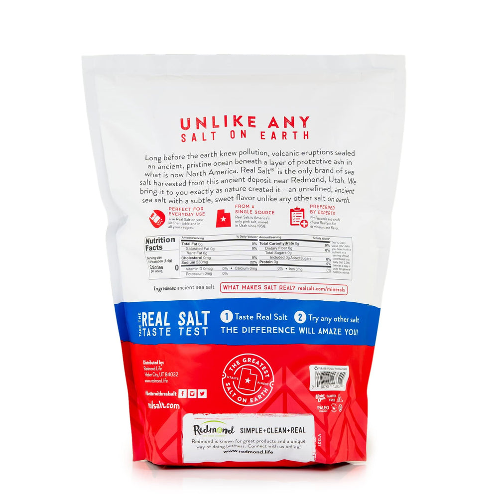 Redmond Real Salt detalle de los granos gruesos con textura natural