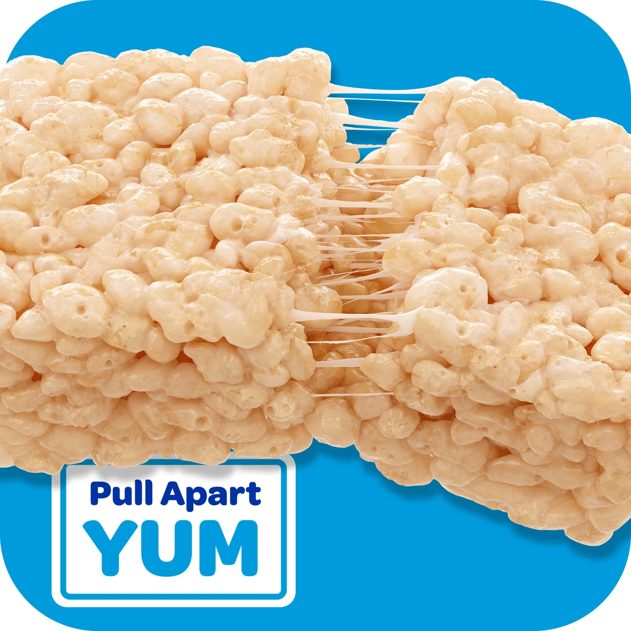 RICE KRISPIES TREATS barra separada que revela interior pegajoso y suave