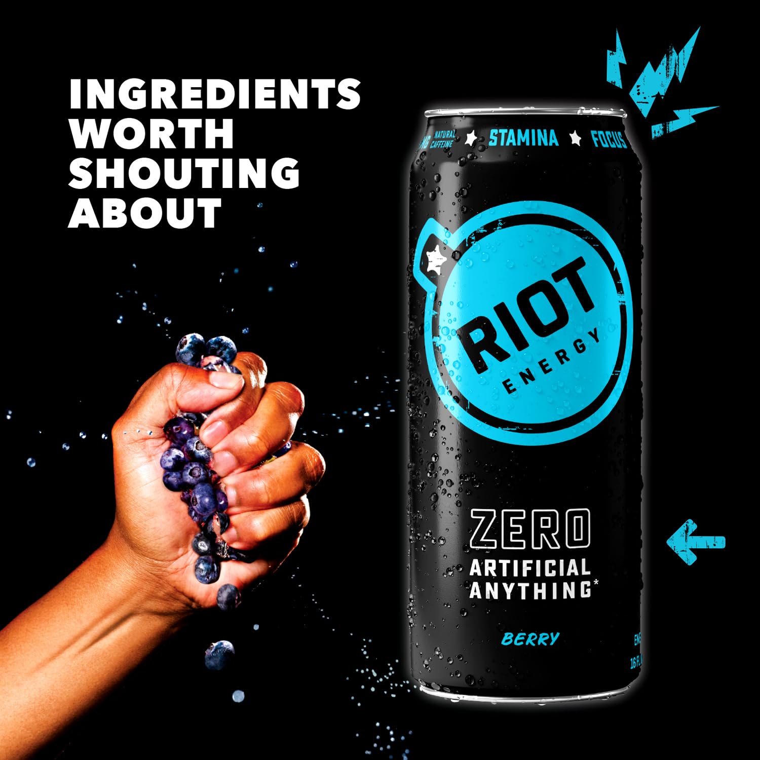 RIOT Energy lata en mano escala demostrando tamaño práctico