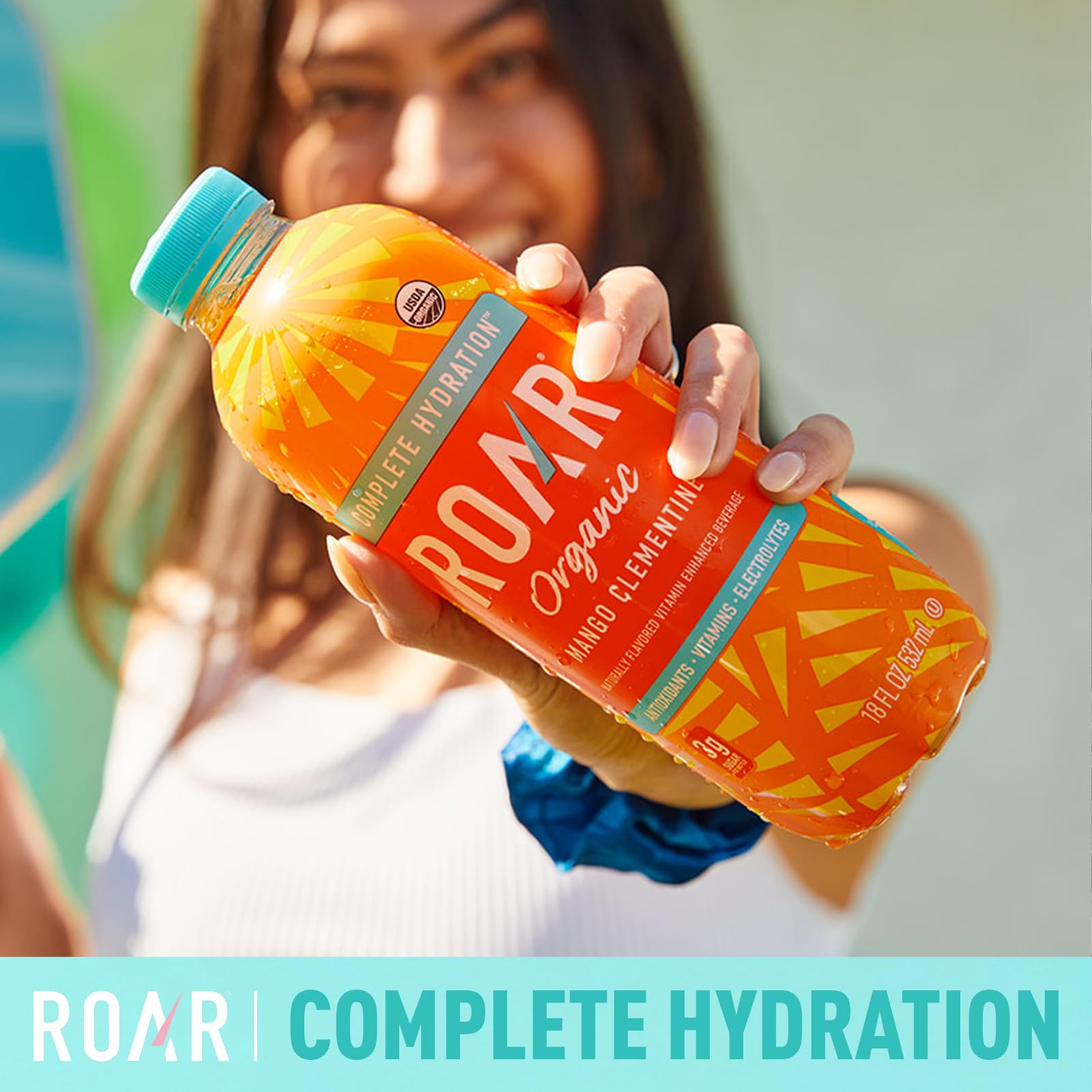 Roar Organic agua de coco y mango en primer plano como ingredientes orgánicos