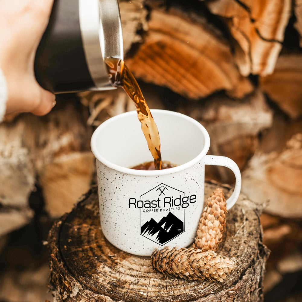 Roast Ridge cápsulas en cocina junto a desayuno, conveniencia diaria