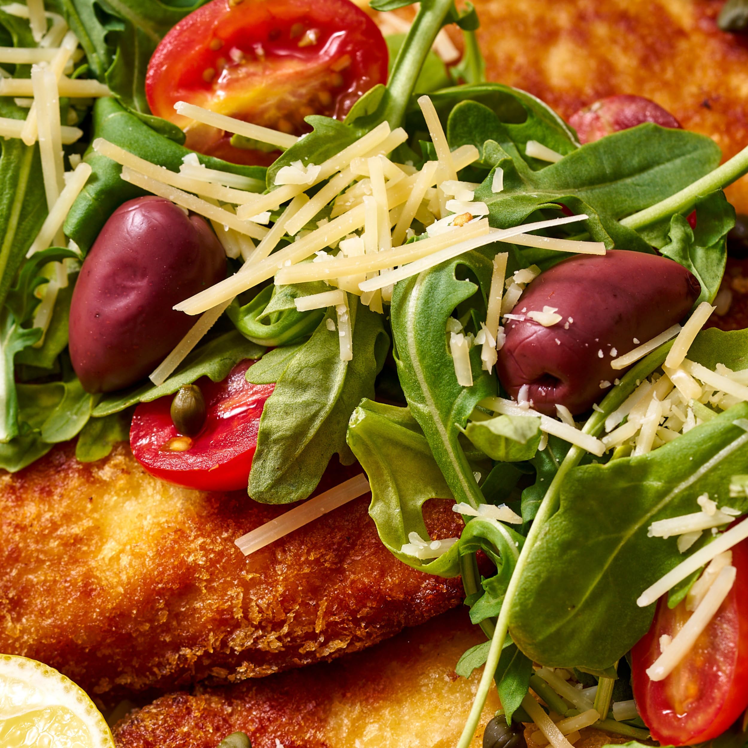 Roland Foods detalle de la etiqueta que indica origen griego y preparación en salmuera