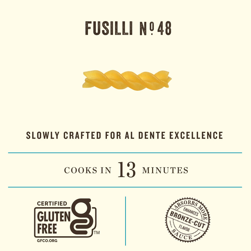 Rummo fusilli en plato con salsa demostrando buena retención