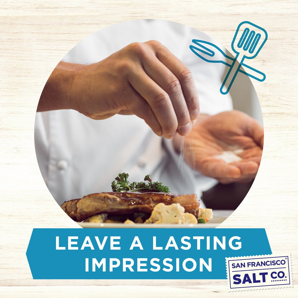 San Francisco Salt Company sal marina en cuchara mostrando óptima disolución rápida