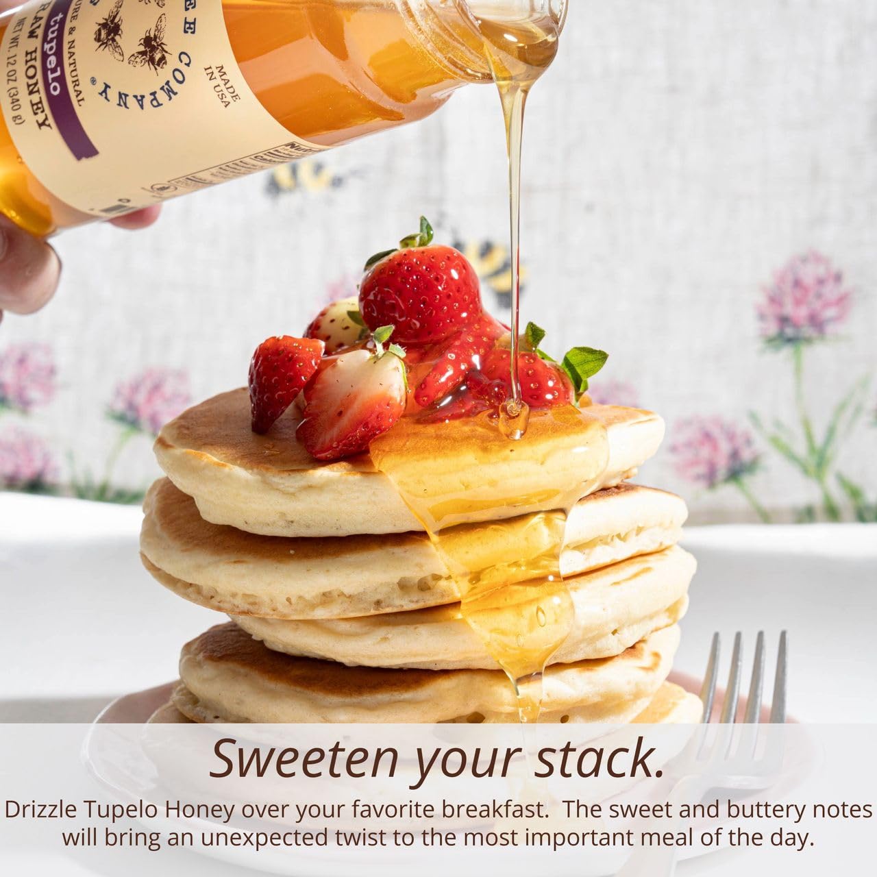 Savannah Bee Company detalle de etiqueta que indica miel Tupelo monofloral