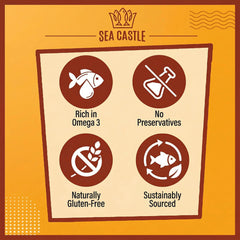 Sea Castle frasco junto a mano para comparar tamaño y porciones