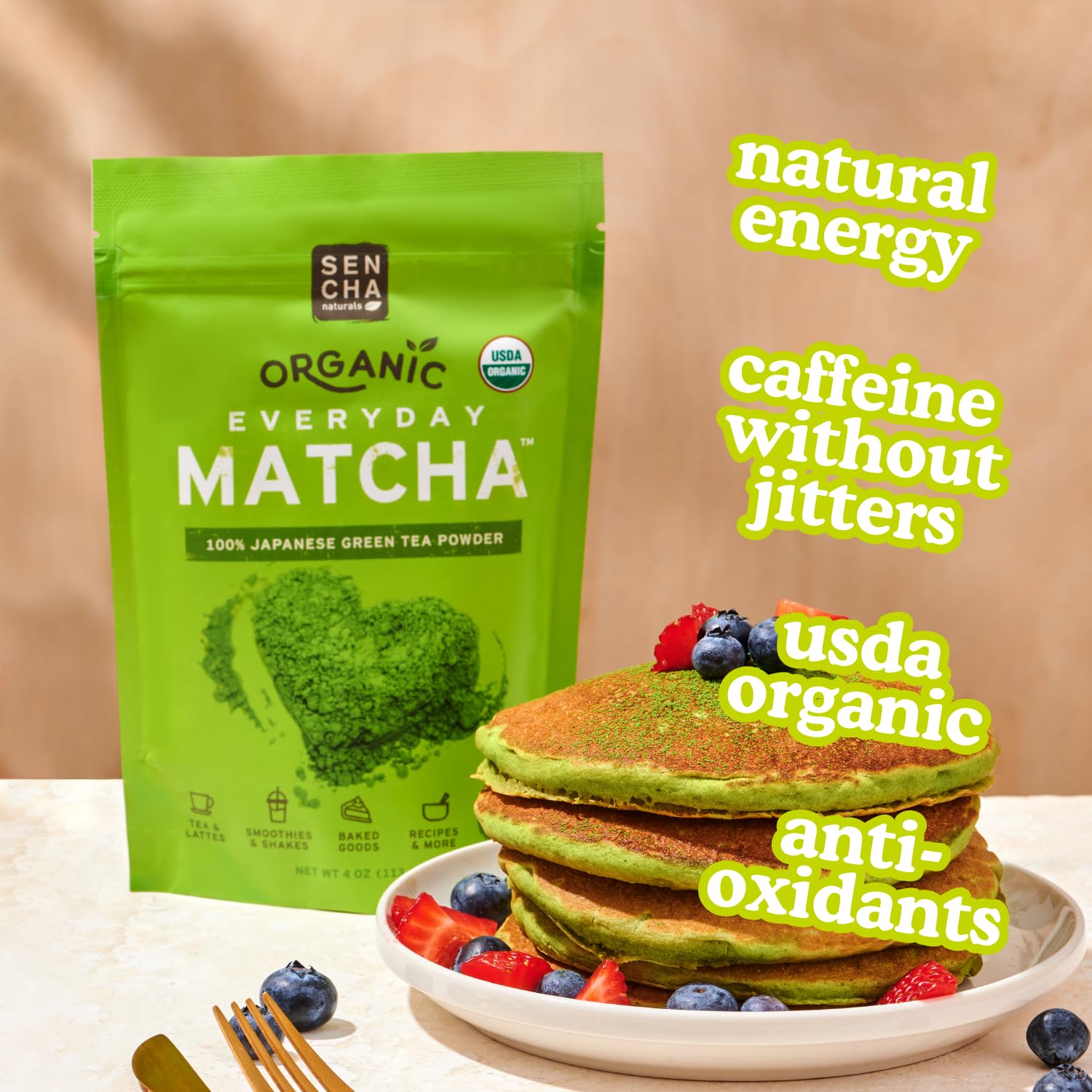 SENCHA NATURALS vertido en cuchara listo para mezclar