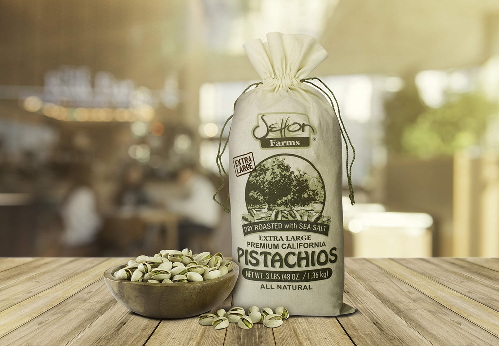 Setton Farms pistachos espolvoreados en ensalada, aporta sabor y textura