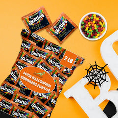 Snackivore packs Shriekers en mesa de fiesta Halloween, lista para repartir
