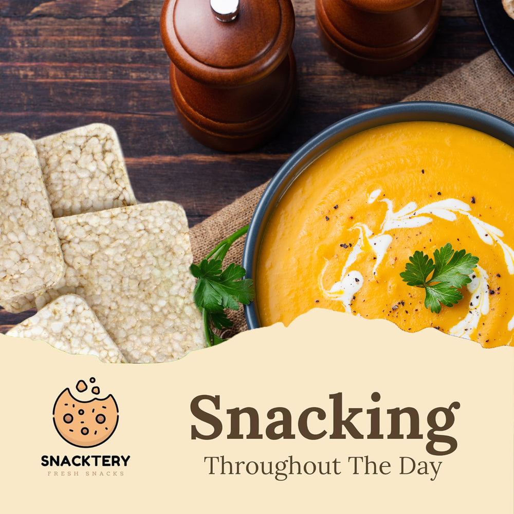 SNACKTERY cerca de etiqueta con ingredientes 100% arroz integral y sin sal añadida