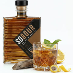 Botella SOBOUR Doublewood 700ml frontal mostrando color y diseño
