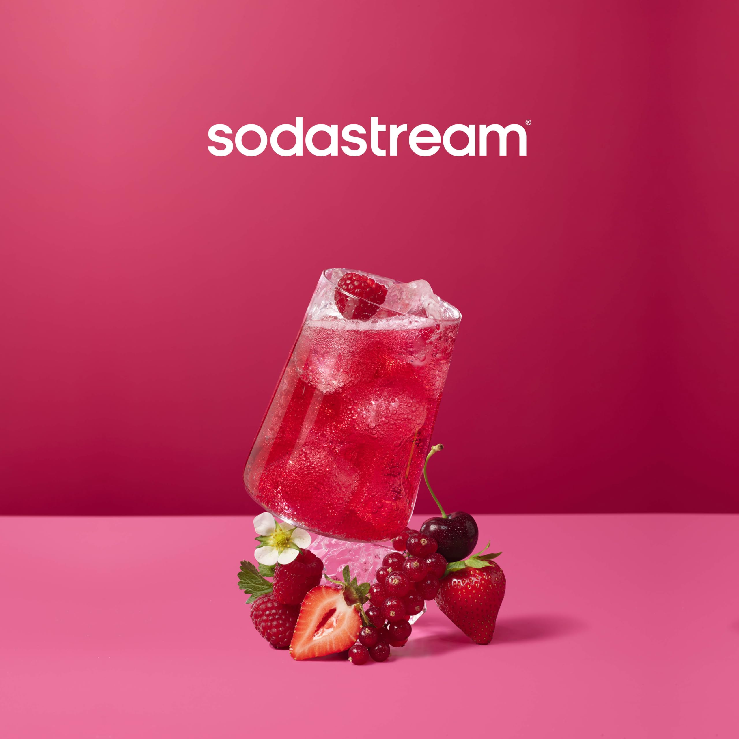 SodaStream primer plano del concentrado rojo mostrando su aspecto y consistencia