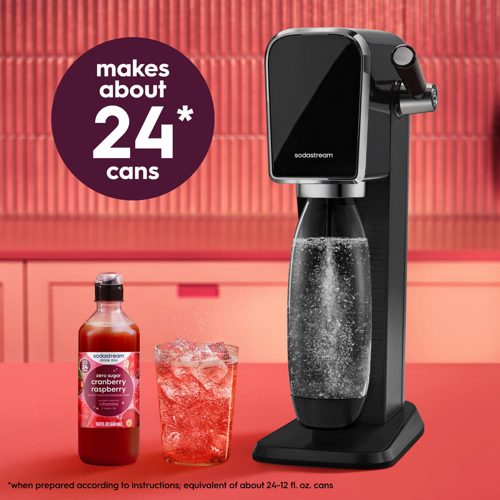sodastream vaso lleno con hielo y bebida, refresco casero listo para servir